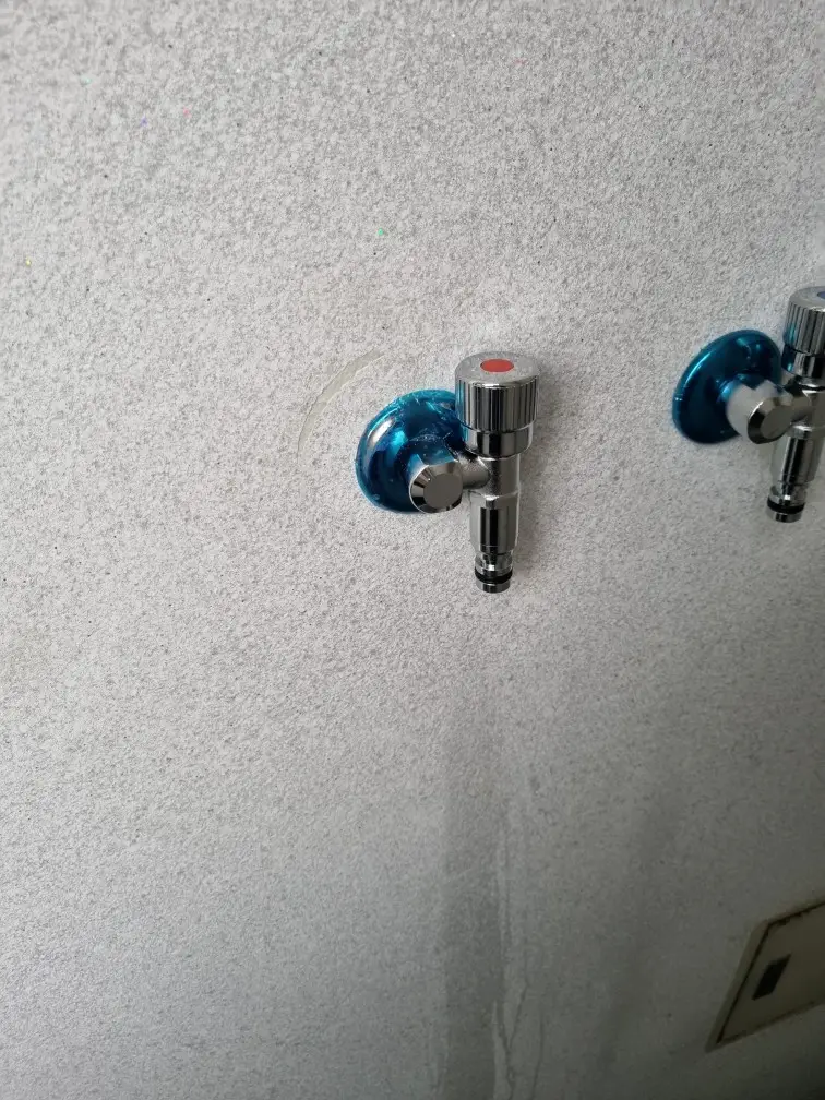 세탁실 수도꼭지